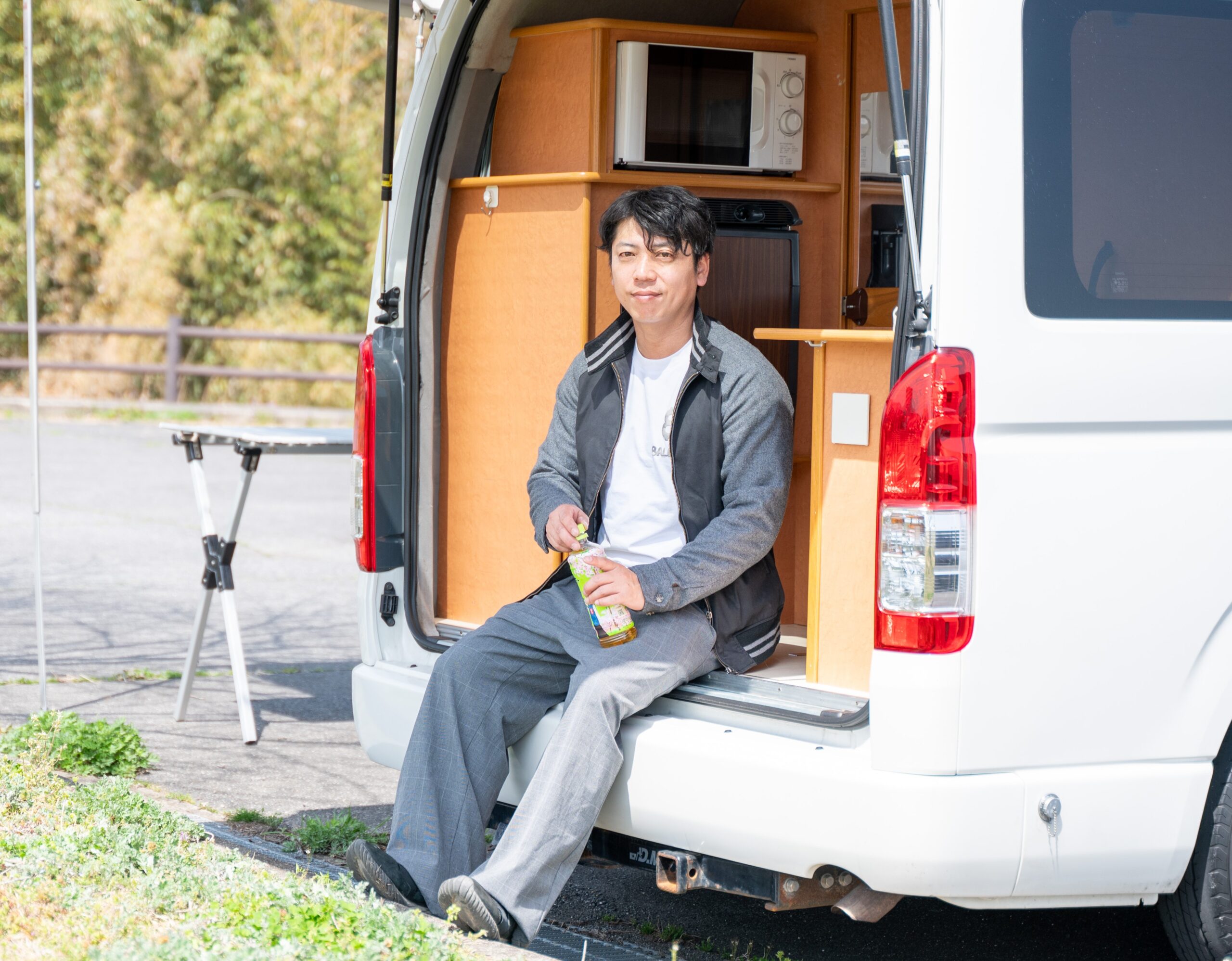 株式会社MIYABI 塗装作業風景